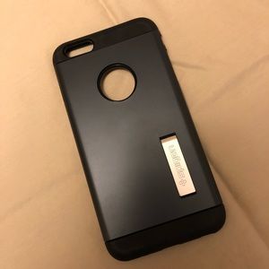 Spigen iPhone 6 Plus cover with built-in stand